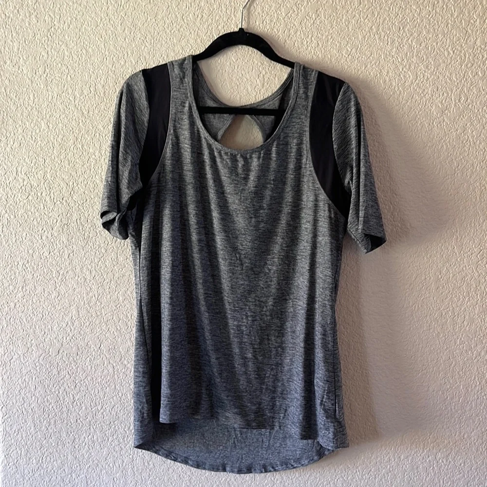 Workout tshirt - Picture 1 of 2